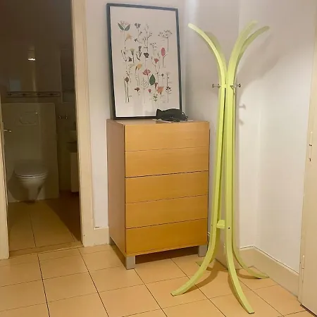 Appartement Beautiful And Spacious In Down Town Lausanne